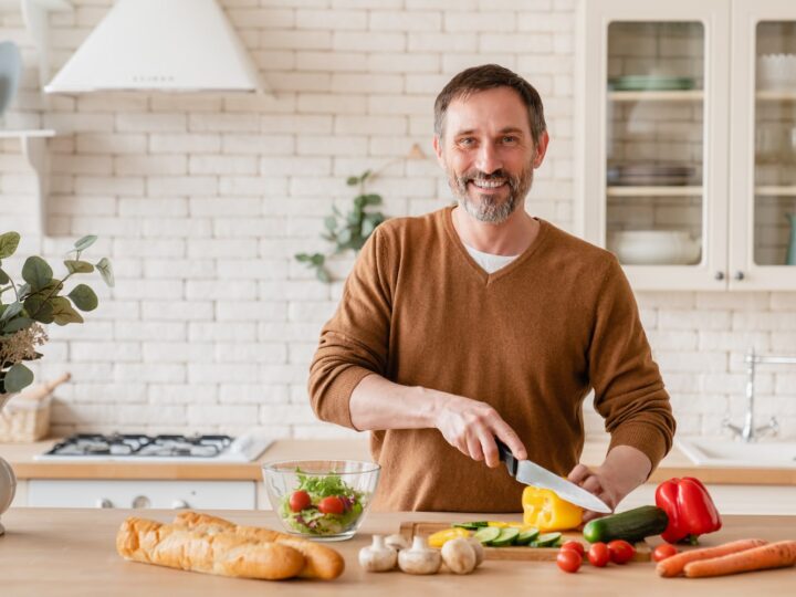 Evan Bass Men’s Clinic Discusses a Few Health Tips Men Over 50 Must Follow