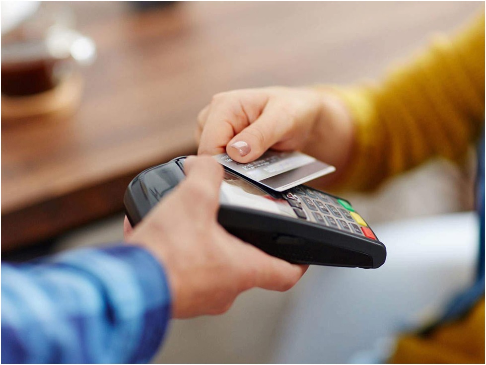 What A Fuel Card Solution Is And How Businesses Can Benefit