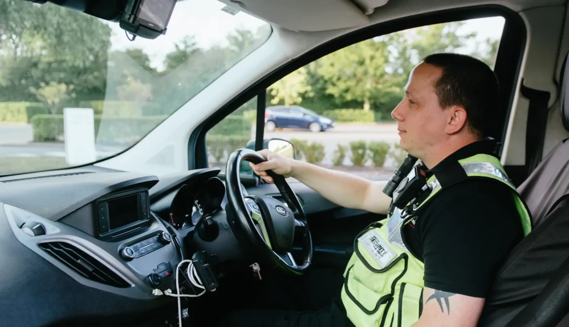 What Do Mobile Security Guards Actually Do and Is Your Business a Good Fit?